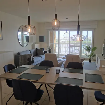 In Near Scenic 公寓 *