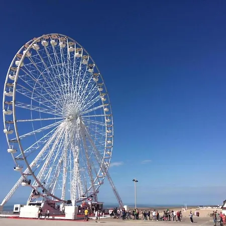 In Near Scenic Nieuwpoort